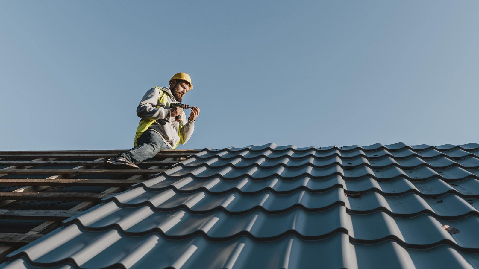 Installing Long-Lasting Roofing Systems